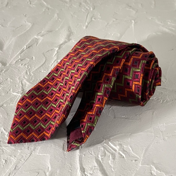 Giacomo De Senese Men's Chevron Silk Necktie - Picture 14 of 14